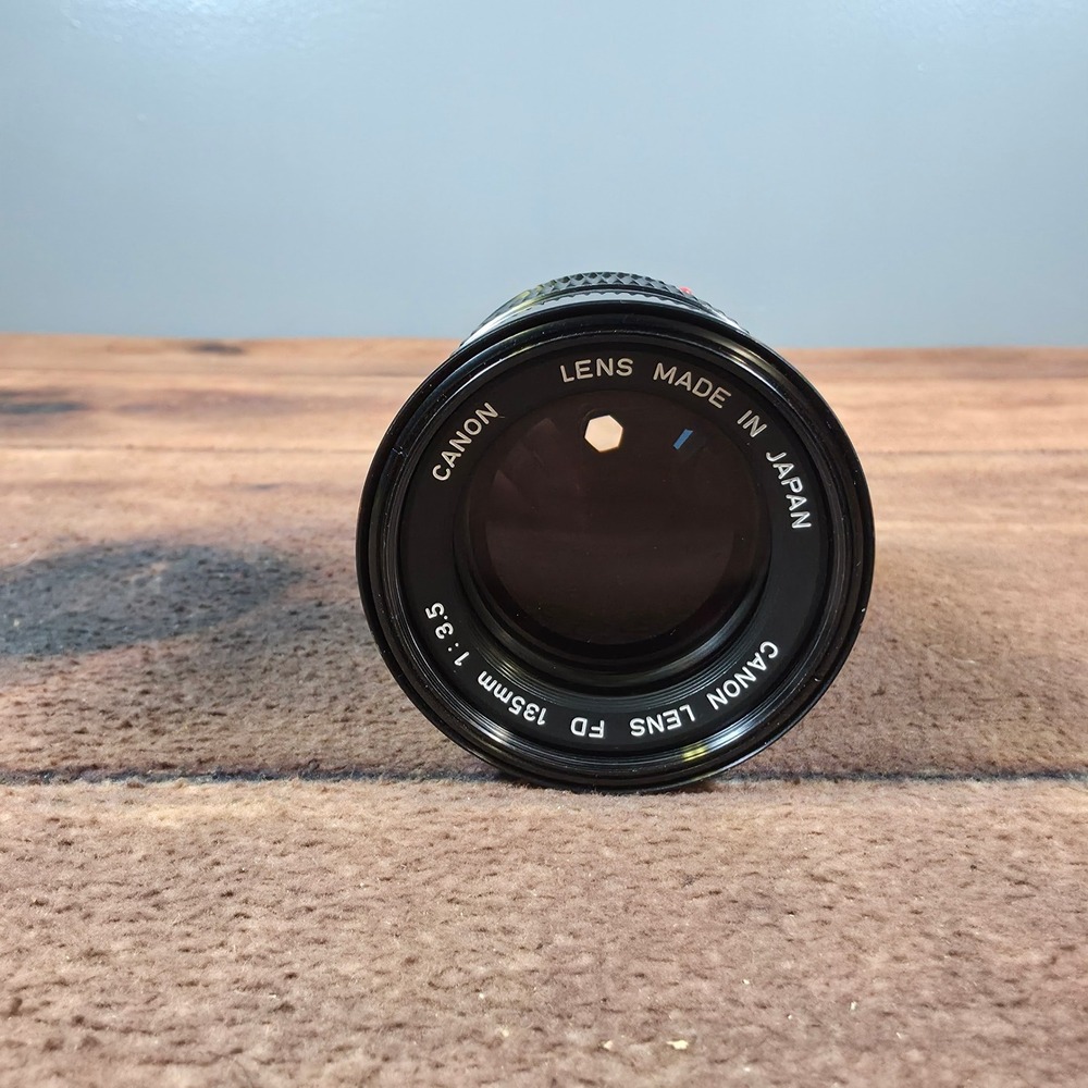 Canon FD 135mm f/3.5 Lens SLR Camera Black Good Manual Focus Prime